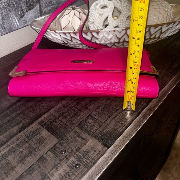 Michael Kors Beverly Clutch/Shoulder Bag - Picture 4 of 14